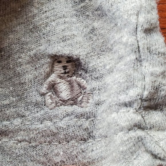 Baby GAP Gray Long Sleeve V-Neck T-Shirt Size 3T - Picture 5 of 8